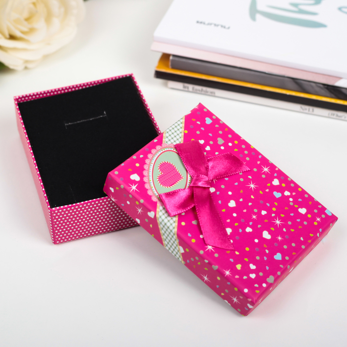 Коробка подарочная 7 х 9 х 2,5 см