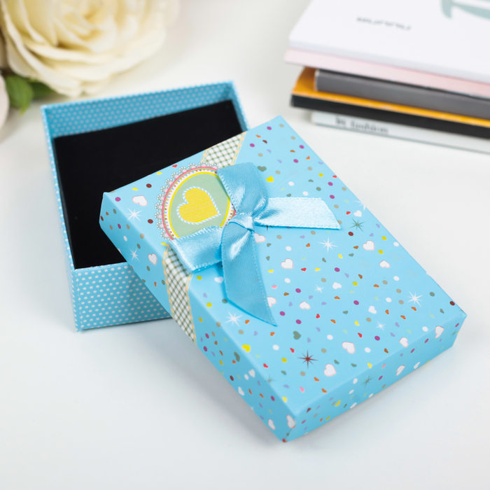 Коробка подарочная 7 х 9 х 2,5 см