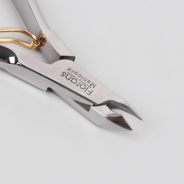Кусачки маникюрные, одинарная пружина, 10см, рабочая область-5мм, цвет золотой/серебристый