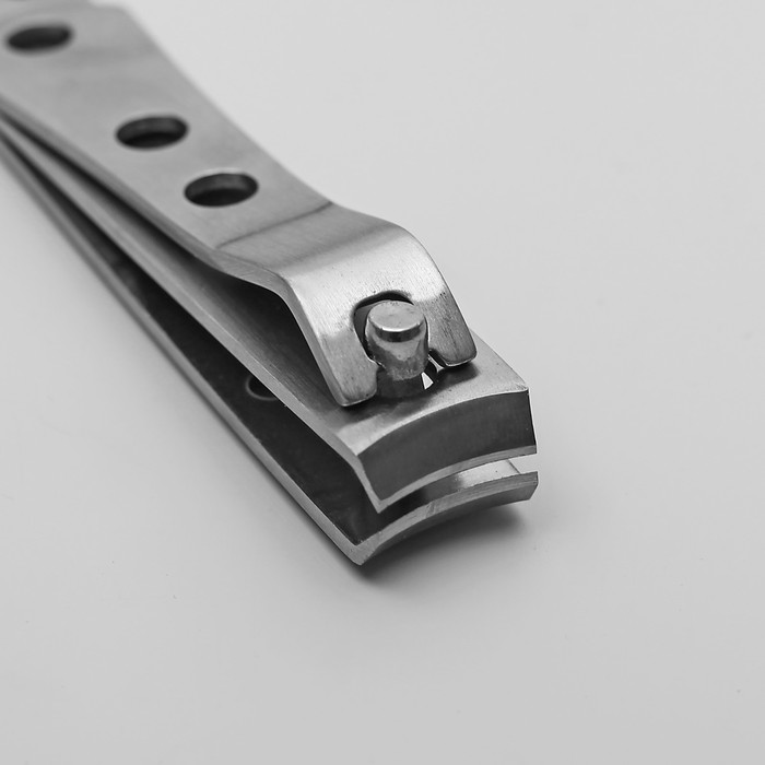 Кусачки-книпсер маникюрные, 8,5(±0,5)см, цвет матовый серебристый