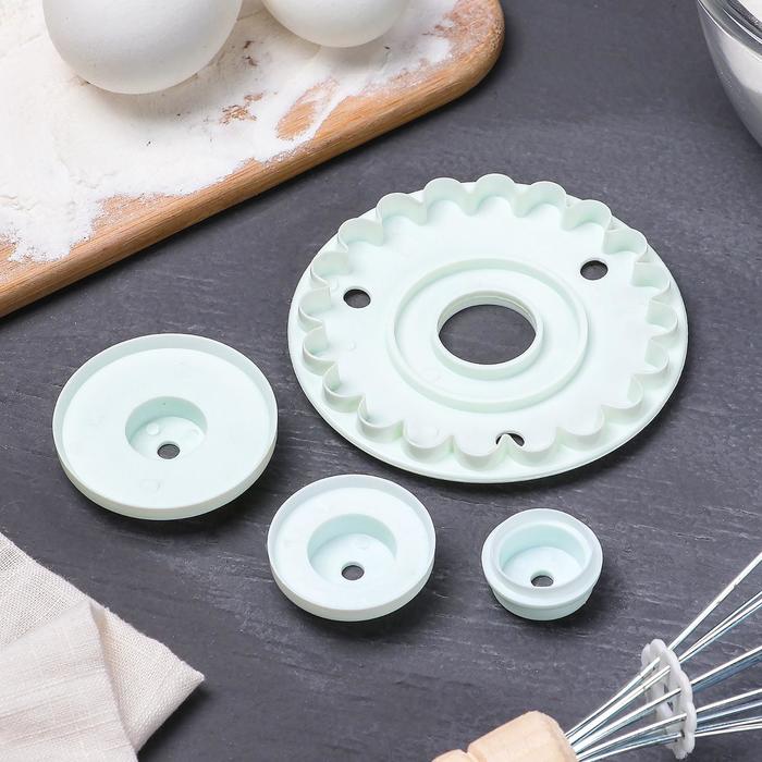 Набор кондитерский "Цветок", 3 предмета: печать кондитерская 9х2 см, 2 насадки