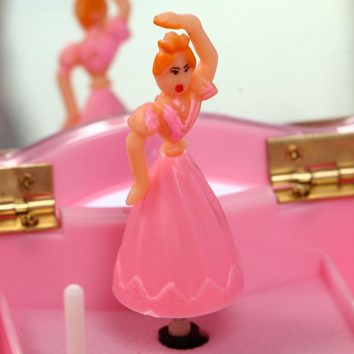 Шкатулка музыкальная механическая "Сердце. Парочка на велосипеде" 6,5х12,5х14,5 см