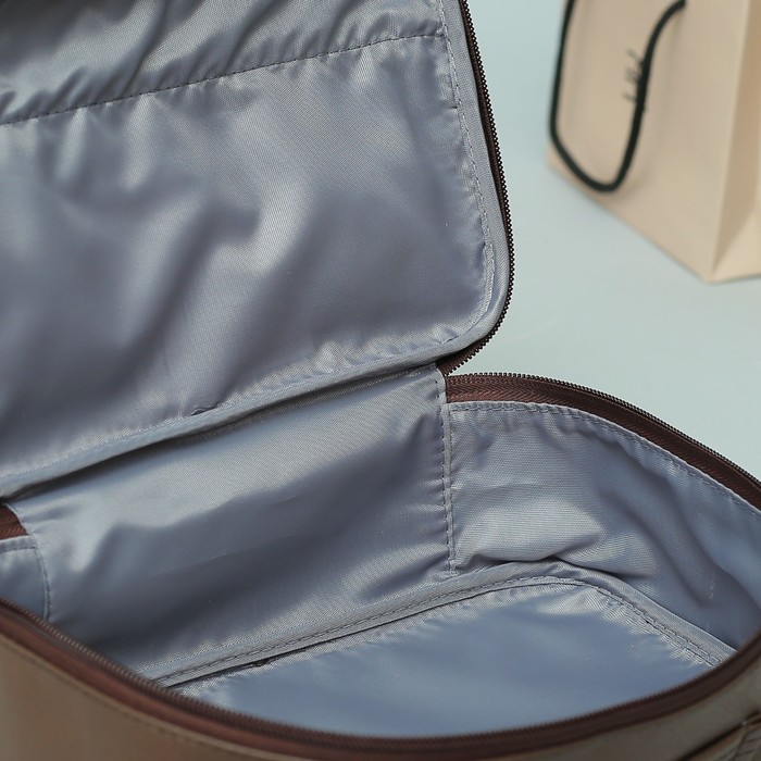 Косметичка дорожная, отдел на молнии, наружный карман, цвет кофе