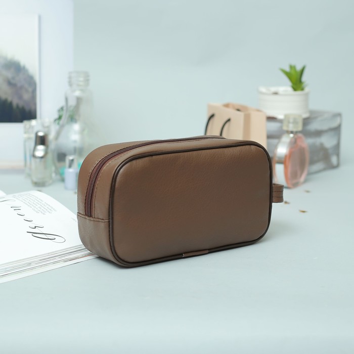 Косметичка дорожная, отдел на молнии, наружный карман, цвет кофе