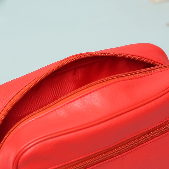 Косметичка дорожная, отдел на молнии, наружный карман, цвет красный