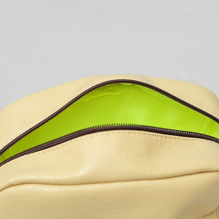 Косметичка дорожная, отдел на молнии, цвет кремовый