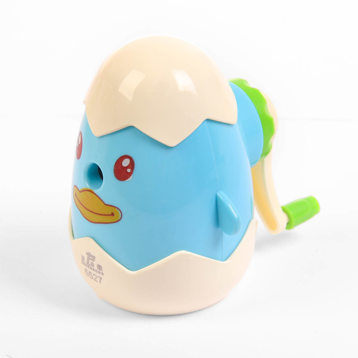 Точилка механическая с контейнером МИКС Цыпленок в скорлупе