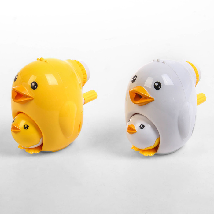 Точилка механическая с контейнером МИКС Курочка с цыпленком