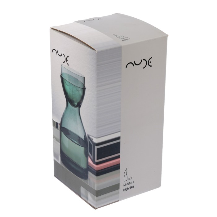 Набор посуды: бутыль 850 мл, стакан 200 мл