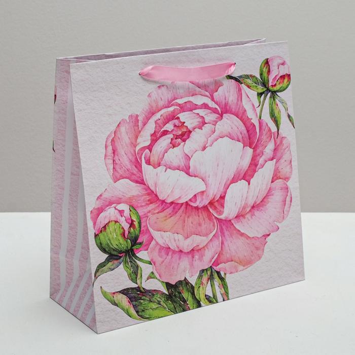 Пакет ламинированный квадратный «Счастье ждет тебя», 30 × 30 × 12 см