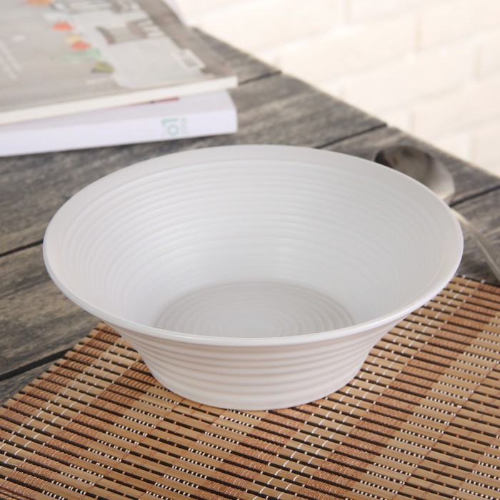 Миска 18 см "Вихрь", 700 мл, цвет белый