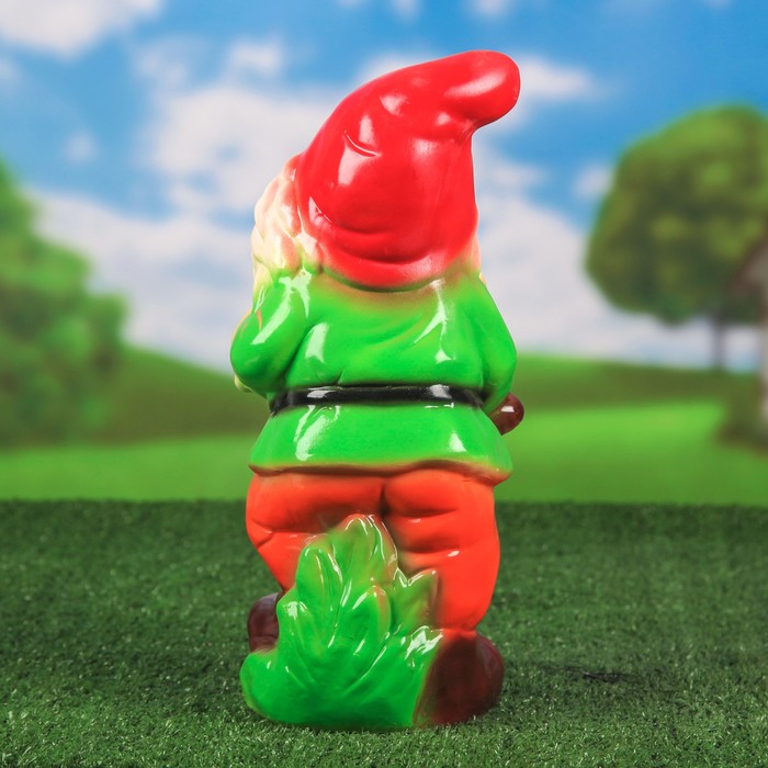 Сувенир-садовый "Гном с ножницами"
