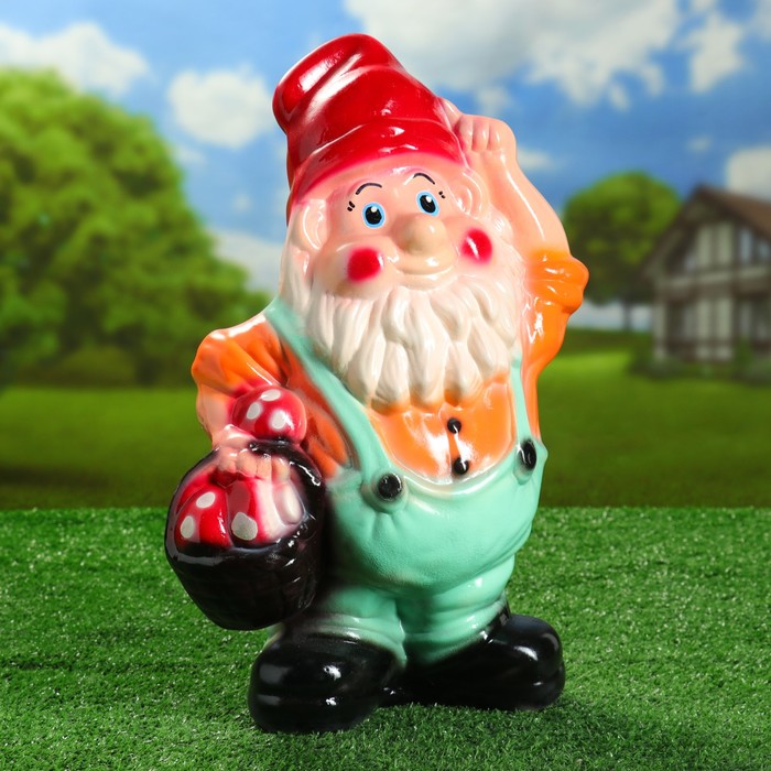 Сувенир-садовый "Гном с корзиной"