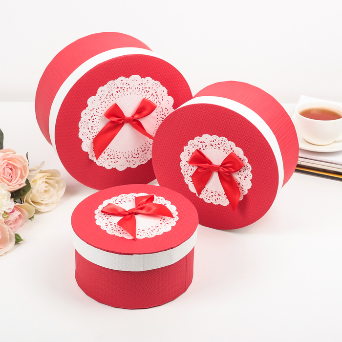 Набор коробок 3в1, красный, 23,5 х 23,5 х 11,5 - 17,5 х 17,5 х 9,5 см