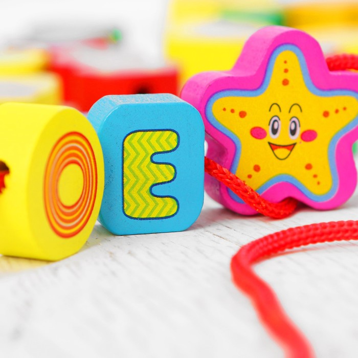 Шнуровка в банке 40 элементов "Морской мир"