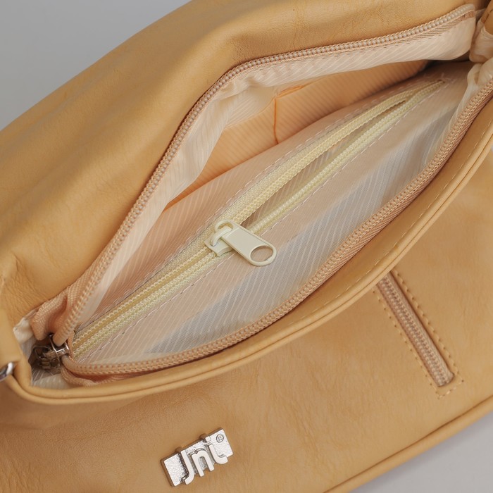 Сумка женская, 1 отдел на молнии, 2 наружных кармана, длинный ремень, цвет бежевый