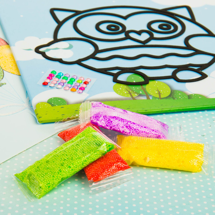 Аппликация шариковым пластилином "Веселье №5" 8 цветов по 4 гр, подставка, стразы