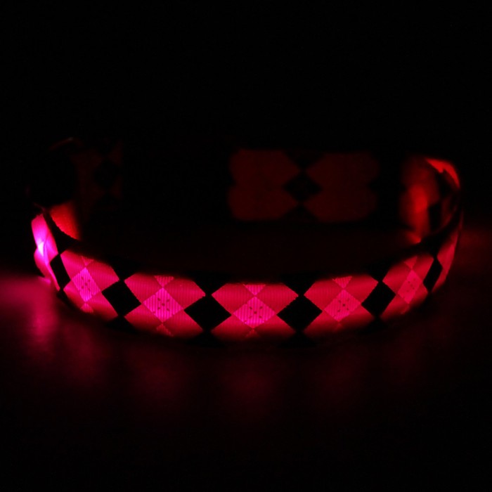 Ошейник с подсветкой "Ромбы", 3 режима свечения, размер XL, розовый