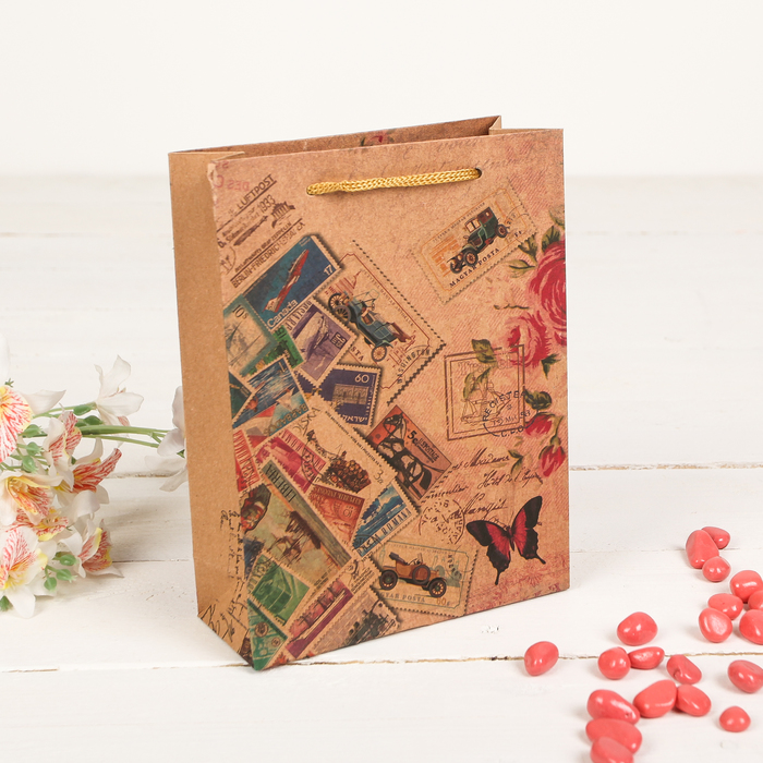 Пакет крафт "Марки", 15 х 6 х 20 см