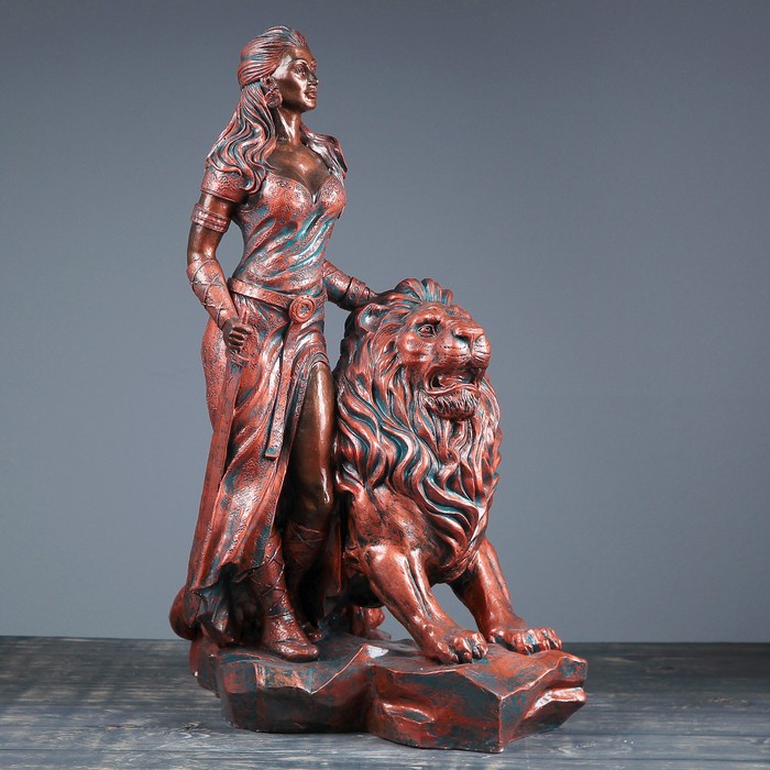Фигура "Девушка со львом" медный 37х57х76см