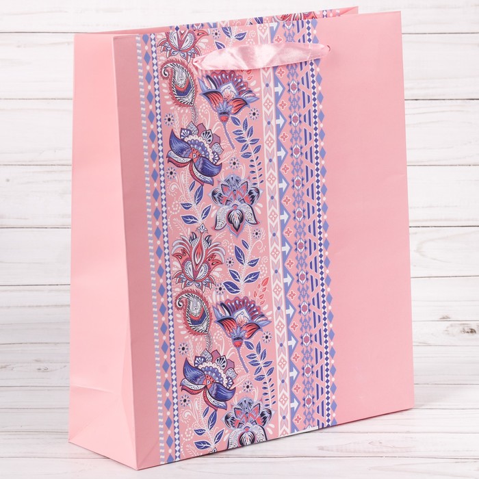 Пакет ламинированный вертикальный «Нежность», MS 18 × 23 × 8 см