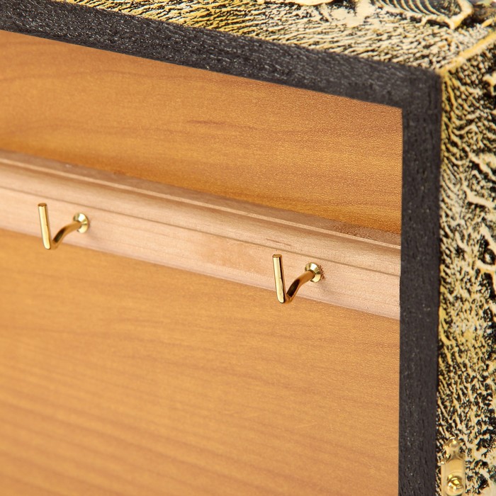 Ключница "Пионы" 22х27 см