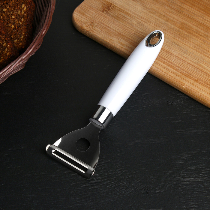 Овощечистка "Скина" горизонтальная, цвет белый