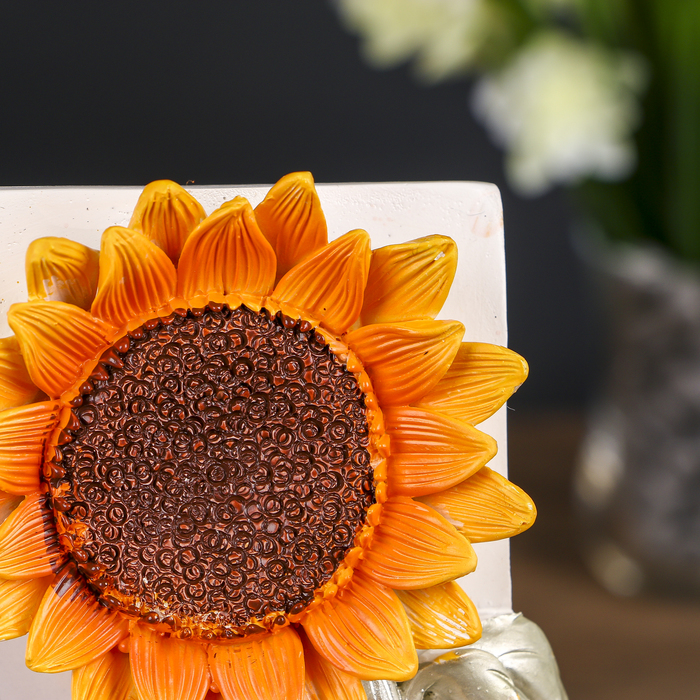 Фоторамка полистоун 13х18 см "Подсолнухи" 24х20х3 см