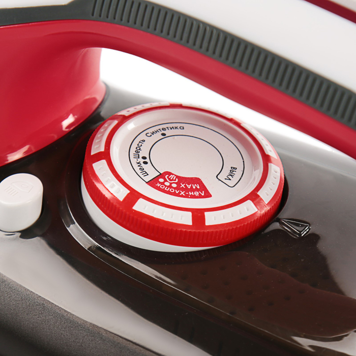 Утюг Centek CT-2352, 2200Вт, эмалированная подошва, 300 мл, паровой удар, самоочистка