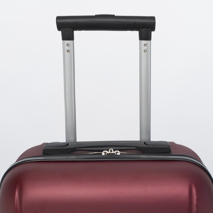 Чемодан малый на молнии 20", 1 отдел, 4 колеса, кодовый замок, цвет красный