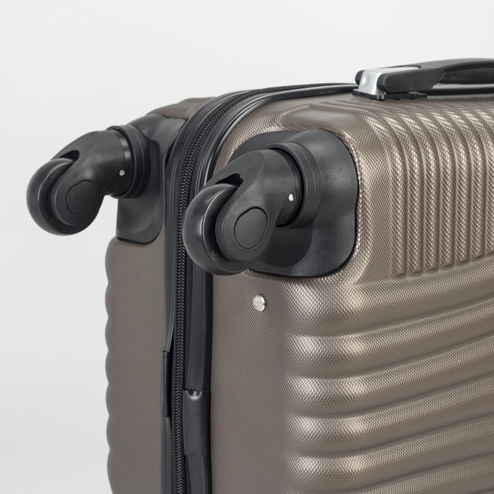 Чемодан малый на молнии 20", 1 отдел, 4 колеса, кодовый замок, цвет коричневый