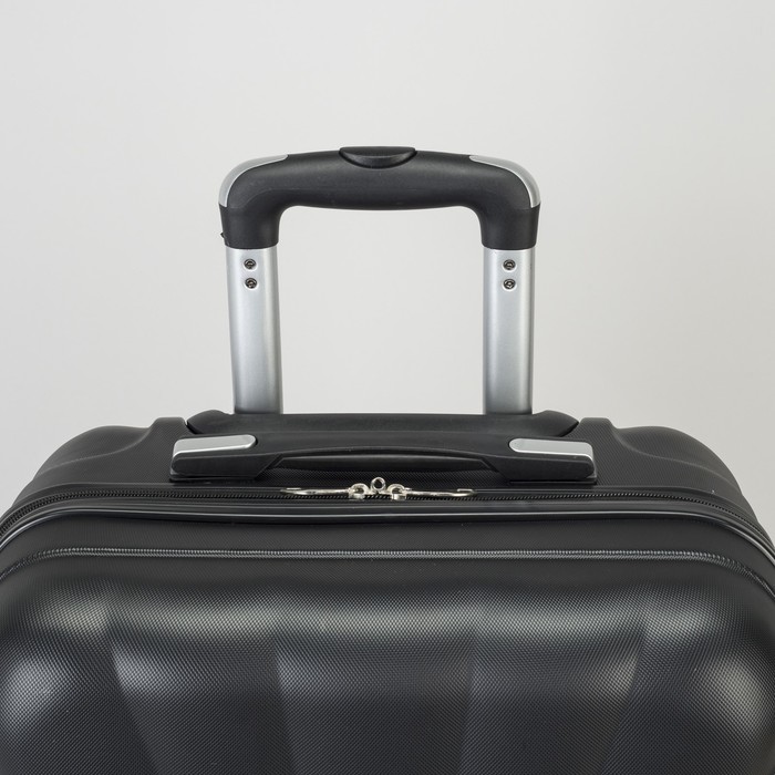 Чемодан средний на молнии 24", 1 отдел, 4 колеса, кодовый замок, цвет чёрный