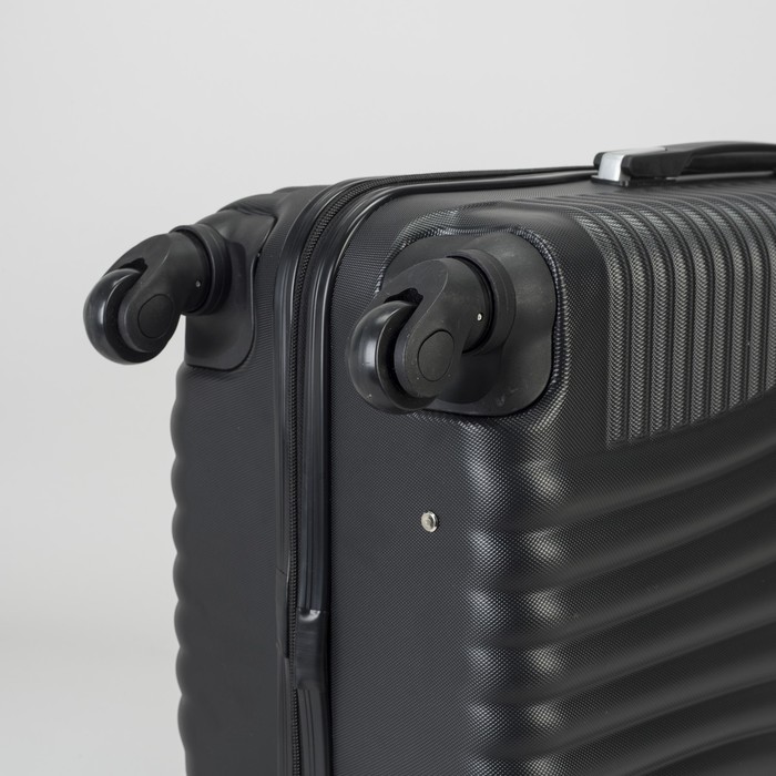 Чемодан средний на молнии 24", 1 отдел, 4 колеса, кодовый замок, цвет чёрный