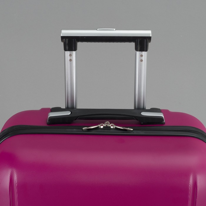 Чемодан средний на молнии 24", 1 отдел, 4 колеса, кодовый замок, цвет фуксия