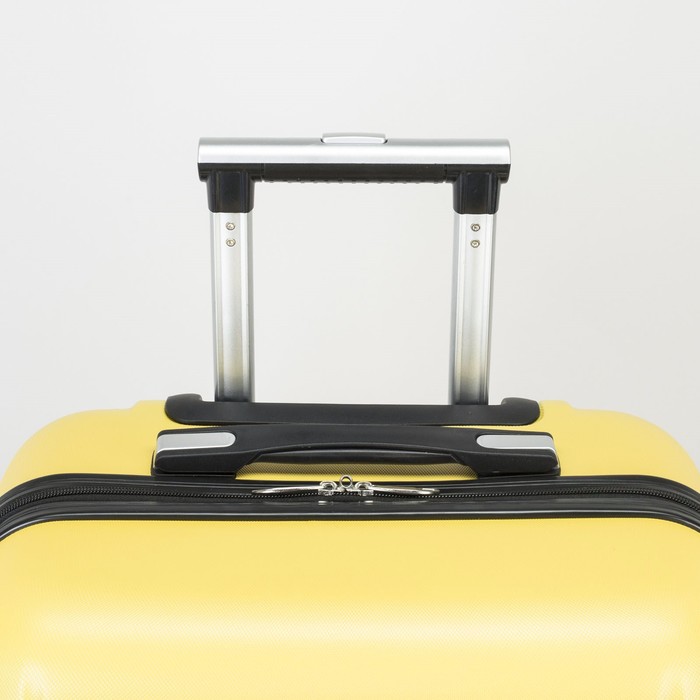 Чемодан средний на молнии 24", 1 отдел, 4 колеса, кодовый замок, цвет жёлтый