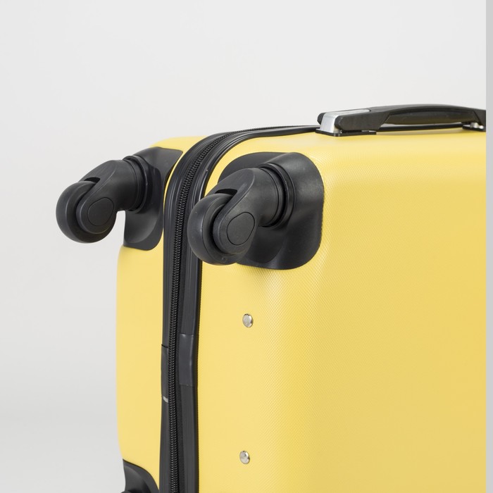 Чемодан малый на молнии 20", 1 отдел, 4 колеса, кодовый замок, цвет жёлтый