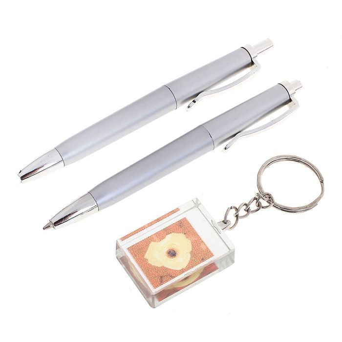 Набор подарочный 3 в 1 «Цветок»: 2 ручки, брелок, микс