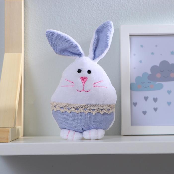 Мягкая игрушка "Кролик" с кружевом, цвета МИКС