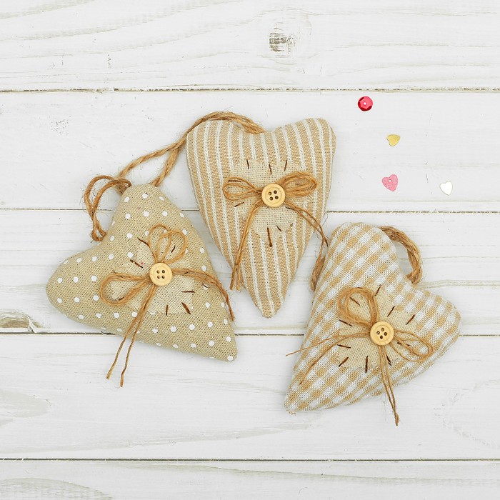 Мягкая игрушка-подвеска "Двойное сердце" с пуговкой и бантиком, цвета МИКС