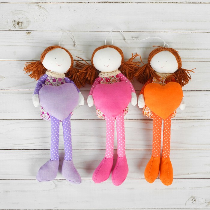 Мягкая игрушка-подвеска кукла "Девочка" ножки и ручки в горошек, цвета МИКС