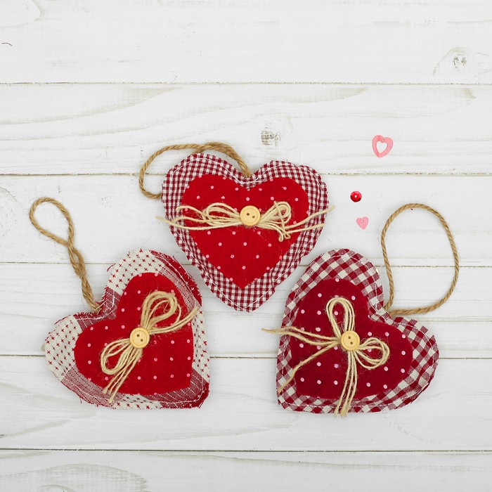 Мягкая игрушка-подвеска "Двойное сердце" бантик с пуговкой, цвета МИКС