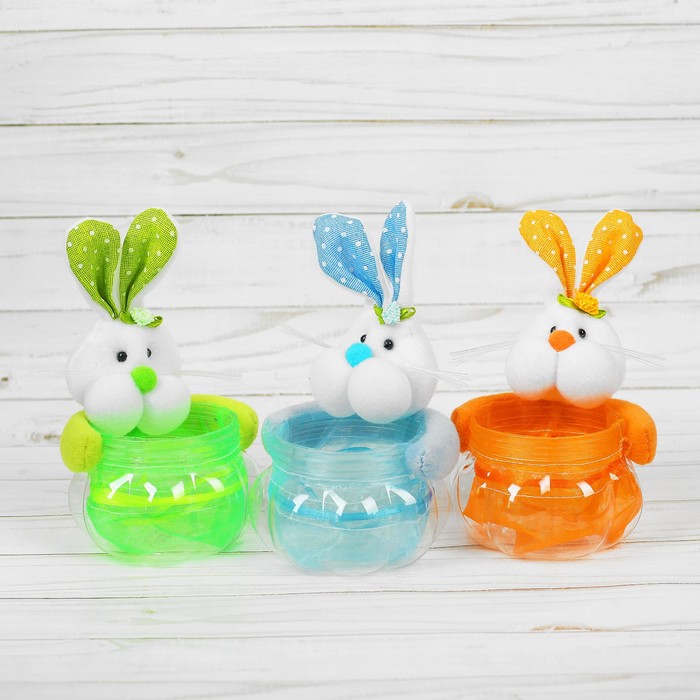 Конфетница "Зайка с цветком", ушки в горошек, 100 г, цвета МИКС