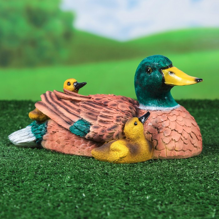 Садовая фигура "Утка с утятами"