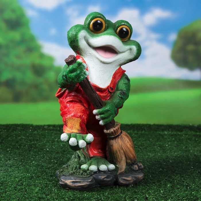 Садовая фигура "Лягушка с метлой"
