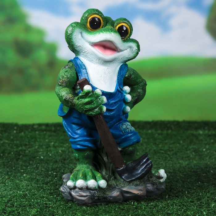 Садовая фигура "Лягушка с граблями"