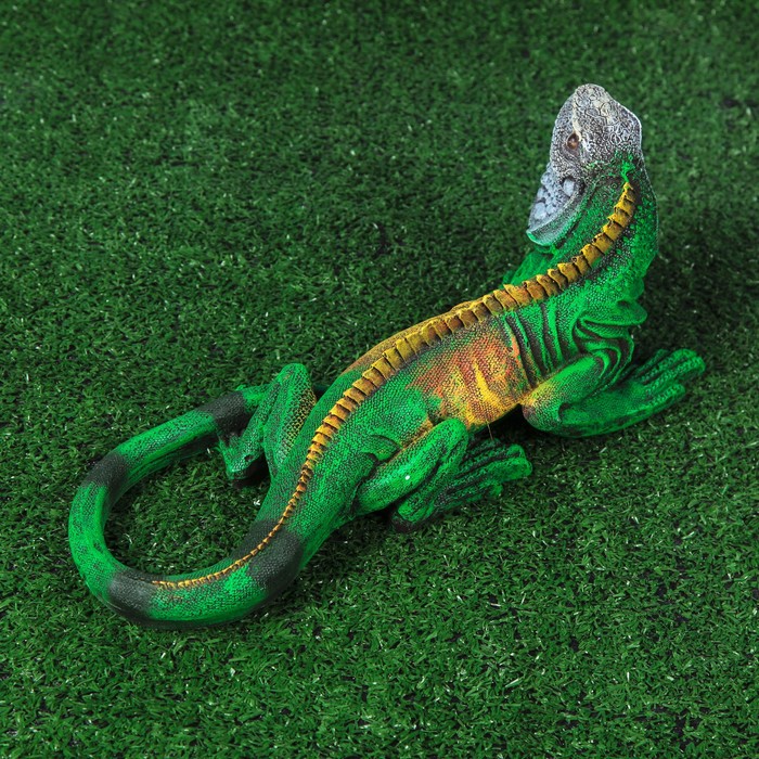 Садовая фигура "Игуана"