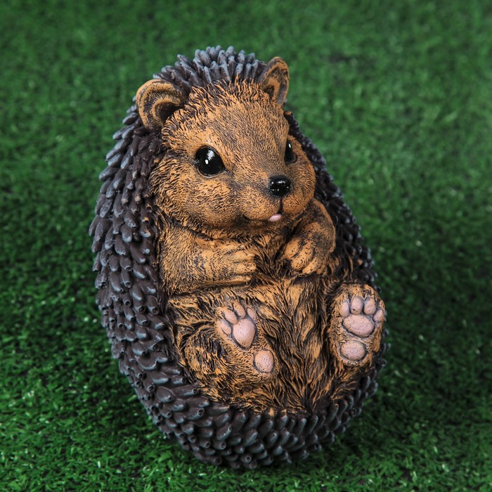 Садовая фигура "Ёжик на спине средний"