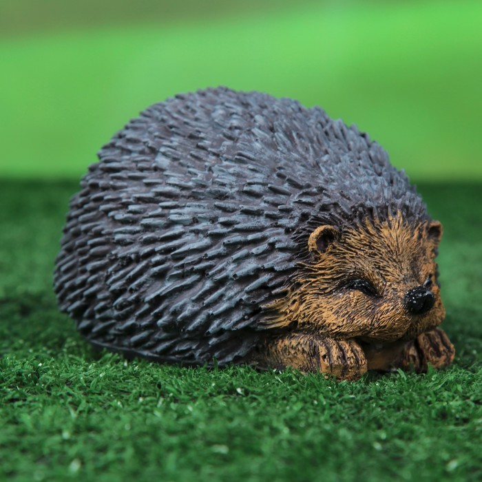 Садовая фигура "Ёжик зажмурился"