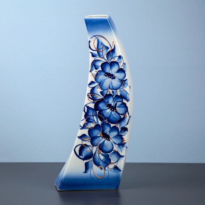 Ваза "Утес" гжель