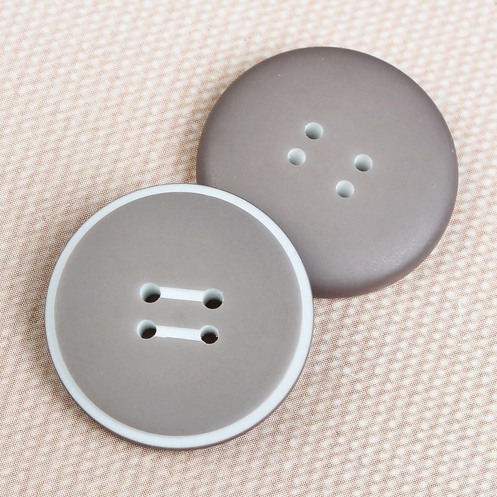 Пуговица костюмная, 4 прокола, 20мм, цвет серый